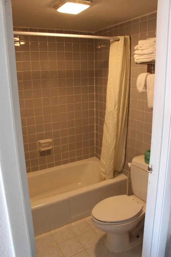 Americas Best Value Inn & Suites וויליאמסטאון מראה חיצוני תמונה