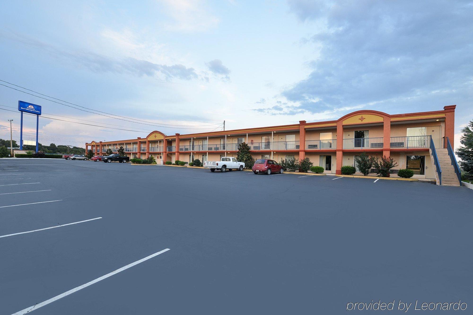 Americas Best Value Inn & Suites וויליאמסטאון מראה חיצוני תמונה