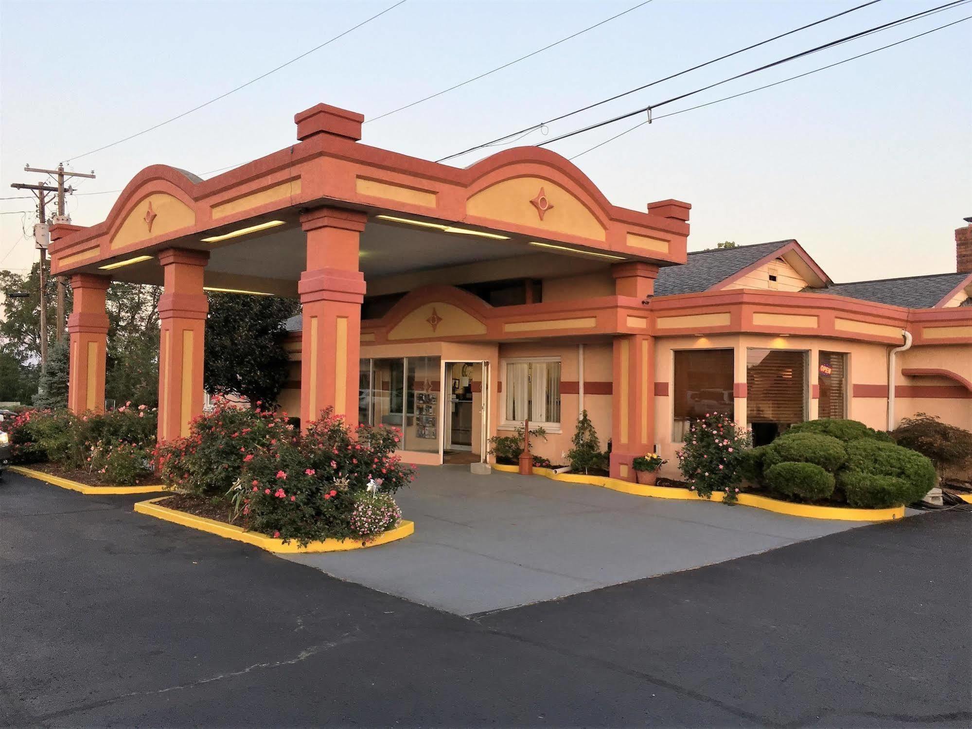 Americas Best Value Inn & Suites וויליאמסטאון מראה חיצוני תמונה