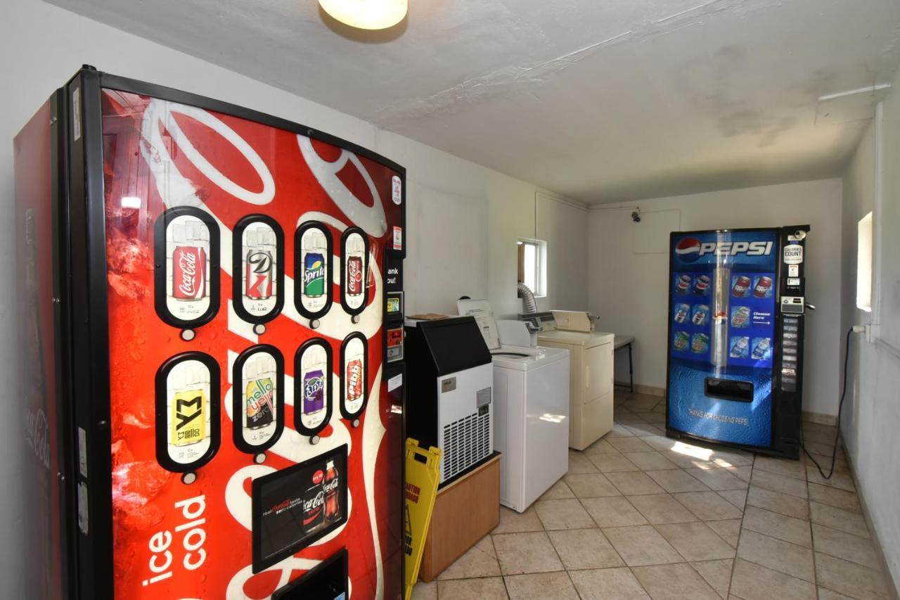 Americas Best Value Inn & Suites וויליאמסטאון מראה חיצוני תמונה